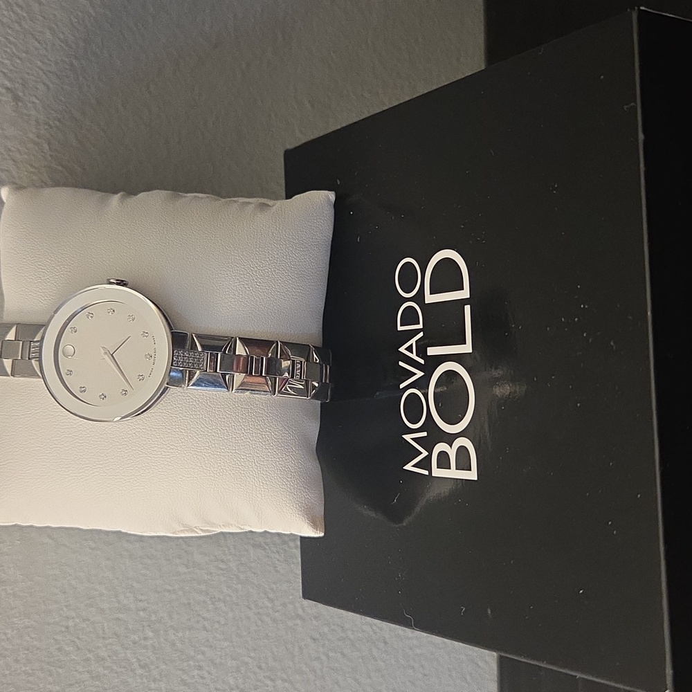 Womens Movado "Sapphire" Silver Watch w/ Diamonds, 28mm